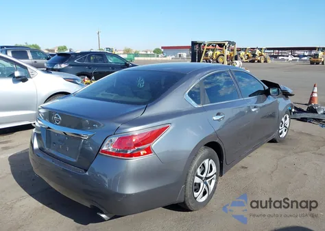 2015 Nissan Altima 2.5/S/Sv/Sl из США, поврежденный, VIN 1N4AL3AP4FC267146